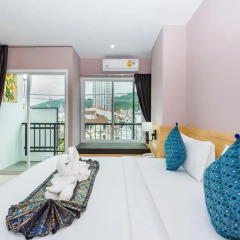 Отель Rayaan 6 Guesthouse 3* Стандартный номер двуспальная кровать фото 5