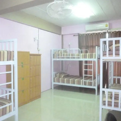 Отель Backpacker's Place Khopai Pattaya Кровать в общем номере с двухъярусной кроватью фото 3