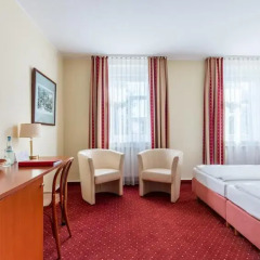 AZIMUT Hotel Dresden 4* Стандартный номер с двуспальной кроватью фото 4