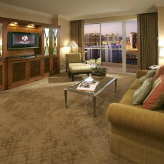 Отель The Signature at MGM Grand 4* Люкс повышенной комфортности с различными типами кроватей фото 7