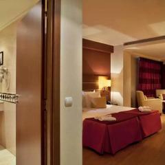 TURIM Europa Hotel 4* Стандартный номер с различными типами кроватей фото 2