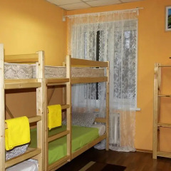 Hostel Brigit na Ladojskoy Кровать в женском общем номере с двухъярусными кроватями