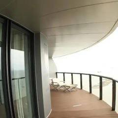 Апартаменты Sanya Skyview Luxury Apartment балкон