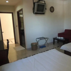 Hung Phong Hotel 2* Стандартный номер фото 9