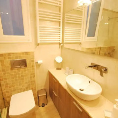 Отель Gaudi Sdb Барселона ванная