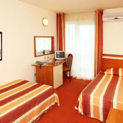 Отель Interhotel Cherno More 4* Номер категории Эконом с 2 отдельными кроватями фото 2