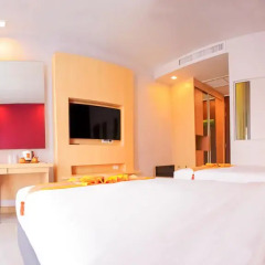 Отель Andatel Grandé Patong Phuket 4* Улучшенный номер с двуспальной кроватью фото 4