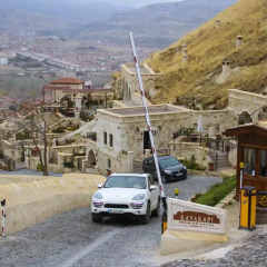 Отель Kayakapi Premium Caves Cappadocia парковка