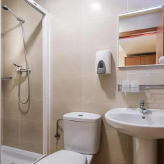 Отель Hostal Sans Номер с общей ванной комнатой с различными типами кроватей (общая ванная комната) фото 5
