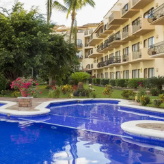 Flamingo Vallarta Hotel & Marina бассейн фото 2