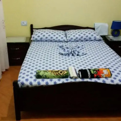Отель Albanian Happines Guesthouse Стандартный номер с двуспальной кроватью фото 5