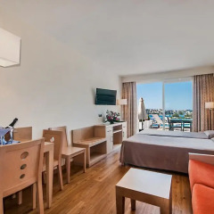 Отель Aparthotel Ponent Mar Улучшенная студия с двуспальной кроватью фото 6