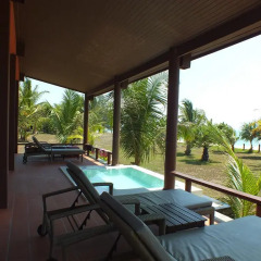 Отель C&N Kho Khao Beach Resort бассейн фото 3