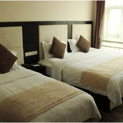 Joyfulstar Hotel Pudong Airport Chenyang 2* Стандартный семейный номер с двуспальной кроватью фото 2