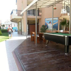 Апартаменты Menada Sea Grace Apartments Солнечный берег гостиничный бар