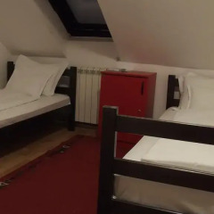 Hostel No9 Стандартный номер с 2 отдельными кроватями (общая ванная комната) фото 5