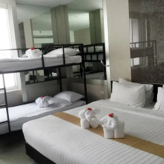 Mandarin Hotel Managed by Centre Point 4* Номер Mandarin connected с различными типами кроватей фото 3