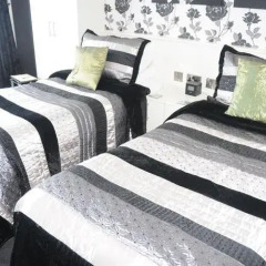 Отель Edenfield Guest House 3* Улучшенный номер с различными типами кроватей фото 15