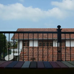 Отель Olive Tree Guest House балкон