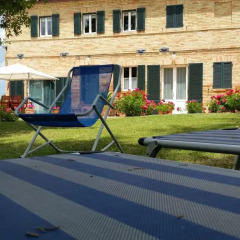 Отель B&b Cervare Монтелупоне