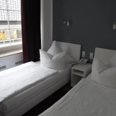 Отель Rheingoldhotel Düsseldorf 3* Стандартный номер с различными типами кроватей фото 5