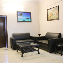 Отель OYO Rooms Hawa Sadak Bais Godam интерьер отеля