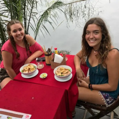 Отель Lakeside Homestay питание