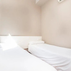 Апартаменты Ainb Raval Hospital Apartments Барселона детские мероприятия