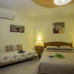 Апартаменты Lyristis Studios & Apartments комната для гостей фото 5