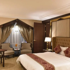 Отель Al Meroz Bangkok 5* Улучшенный номер с различными типами кроватей фото 7