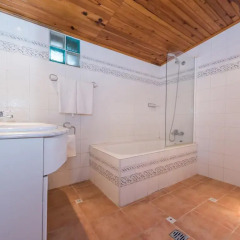 Отель Holiday home Son Bona Vista Inca ванная фото 2