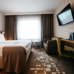 Q Hotel Plus Wroclaw 4* Стандартный номер с двуспальной кроватью фото 2