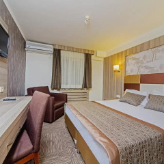 Pera Arya Hotel комната для гостей
