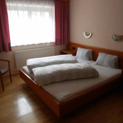 Отель Appartement beim Brunnen 12 Австрия, Хохгургль - отзывы, цены и фото номеров - забронировать отель Appartement beim Brunnen 12 онлайн комната для гостей фото 4