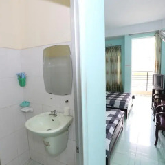 Отель Hai Dang Guest House ванная фото 2