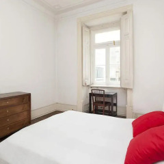 Отель Lisbon Economy Guest Houses Saldanha II Лиссабон комната для гостей фото 4