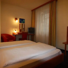 Suite Hotel 900 M Zur Oper 3* Стандартный номер фото 4
