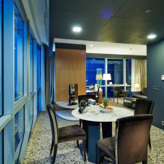 Отель DoubleTree By Hilton Istanbul - Moda в номере