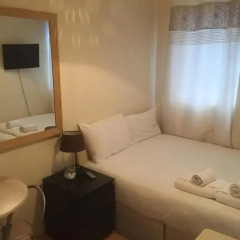 Отель Commercial Rd Homestay Номер категории Эконом с различными типами кроватей фото 7