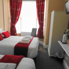 Отель Lyndhurst Guest House 3* Стандартный номер с 2 отдельными кроватями фото 3