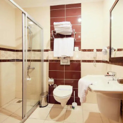 Grand Atilla Hotel ванная
