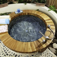 Отель Seaweed Villa Треже-Бич бассейн