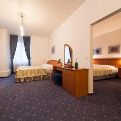 Hotel Melantrich 3* Люкс с разными типами кроватей фото 2