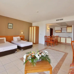 Prestige Hotel and Aquapark 4* Студия разные типы кроватей фото 18