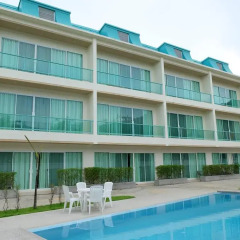 Апартаменты Condor Apartment бассейн