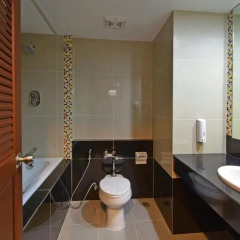 Siam Oriental Hotel 3* Улучшенный номер с 2 отдельными кроватями