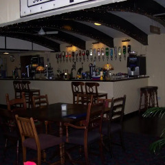Отель The Old Ferry Inn гостиничный бар