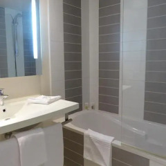 Отель Mercure Paris Porte de Versailles Expo 4* Стандартный номер с различными типами кроватей фото 4