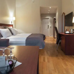 Отель Karl Johan Hotell 3* Стандартный семейный номер с двуспальной кроватью фото 2