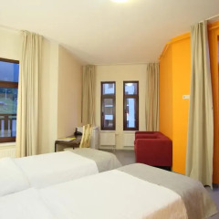 Гостиница Riders Lodge комната для гостей